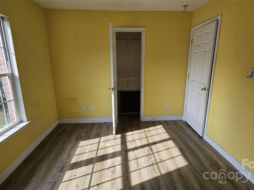 4227 Kiser Woods Drive, Concord, NC 28025.  MLS# CAR4267153, YatesRealty ID 18429. 