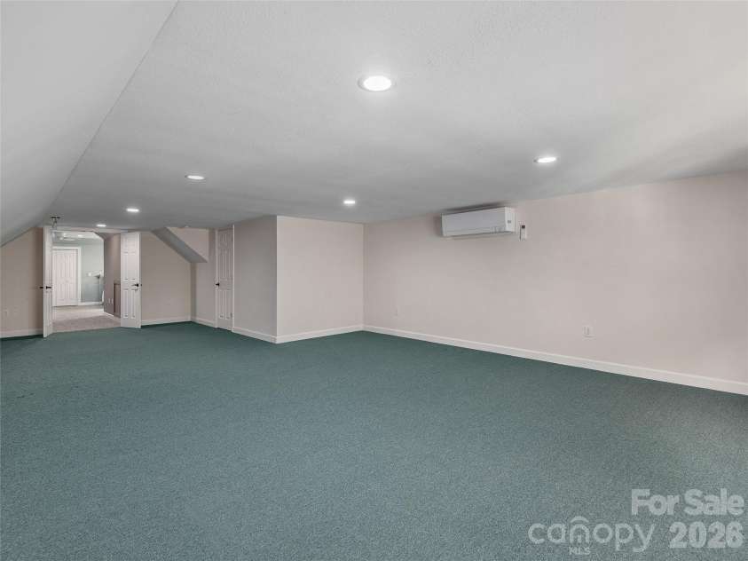 224 Hydrangea Drive, Waynesville, NC 28785.  MLS# CAR4377736, YatesRealty ID 18431. 