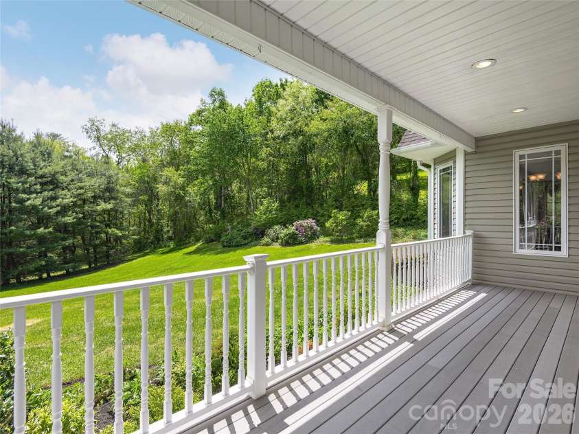 224 Hydrangea Drive, Waynesville, NC 28785.  MLS# CAR4377736, YatesRealty ID 18431. 