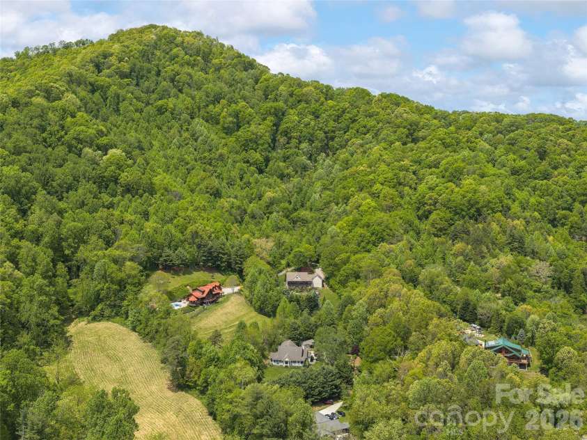 224 Hydrangea Drive, Waynesville, NC 28785.  MLS# CAR4377736, YatesRealty ID 18431. 
