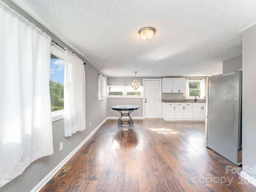 307 Elm Street, Belmont, NC 28012.  MLS# CAR4268378, YatesRealty ID 18431. 