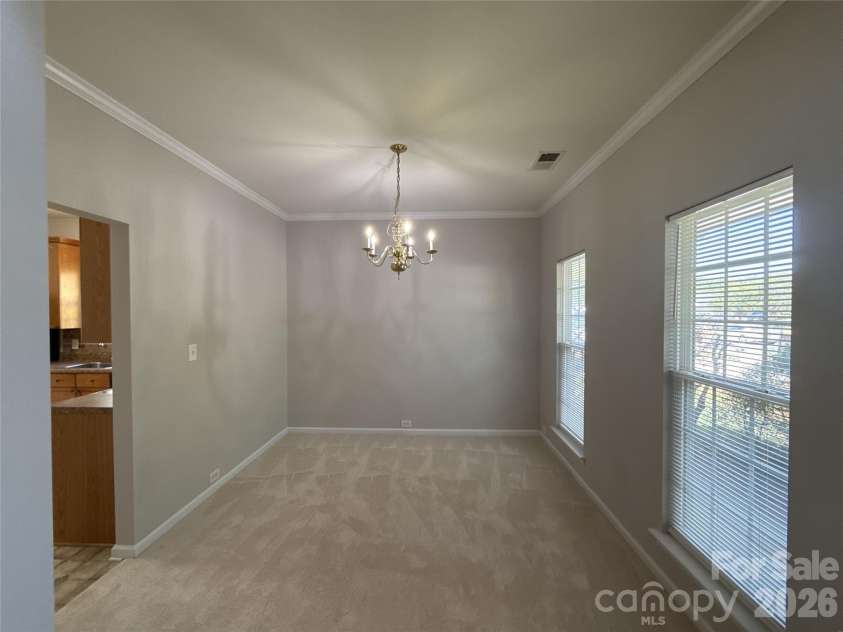 2140 Pineapple Court, Matthews, NC 28105.  MLS# CAR4375917, YatesRealty ID 18432. 