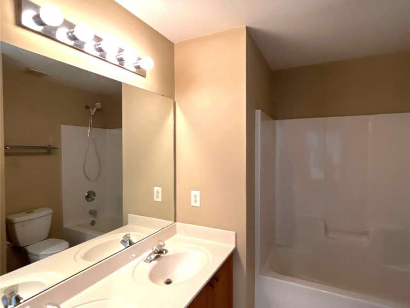 2140 Pineapple Court, Matthews, NC 28105.  MLS# CAR4375917, YatesRealty ID 18432. 