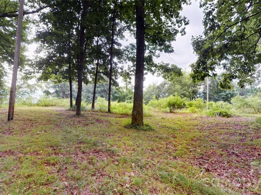 200 Osborn Knob Road, Marion, NC 28752.  MLS# CAR4378012, YatesRealty ID 18434. 