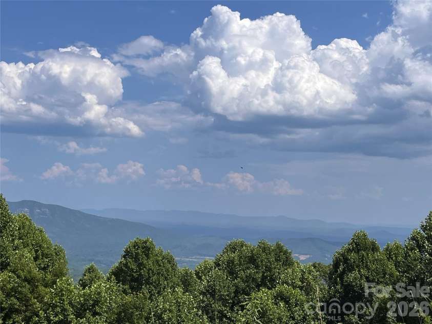 200 Osborn Knob Road, Marion, NC 28752.  MLS# CAR4378012, YatesRealty ID 18434. 