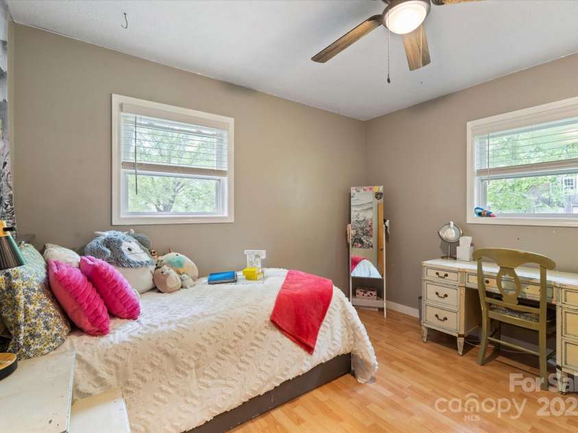 23 Mountain Meadow Lane, Canton, NC 28716.  MLS# CAR4269164, YatesRealty ID 18435. 2nd bedroom