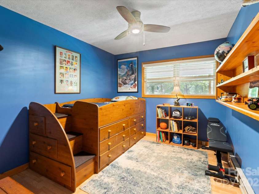 23 Mountain Meadow Lane, Canton, NC 28716.  MLS# CAR4269164, YatesRealty ID 18435. Bonus room!