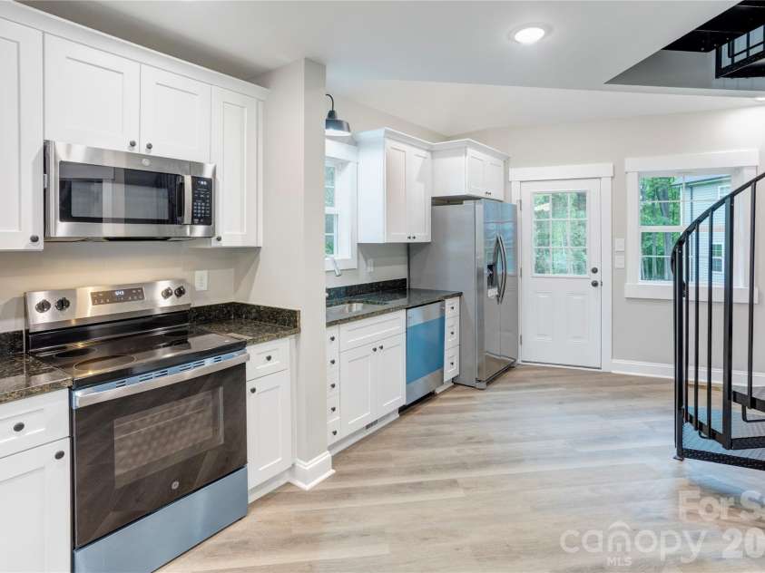 271 Stewart Street, Concord, NC 28027.  MLS# CAR4376424, YatesRealty ID 18435. 