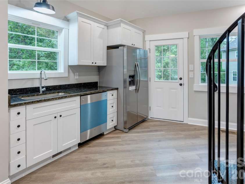 271 Stewart Street, Concord, NC 28027.  MLS# CAR4376424, YatesRealty ID 18435. 