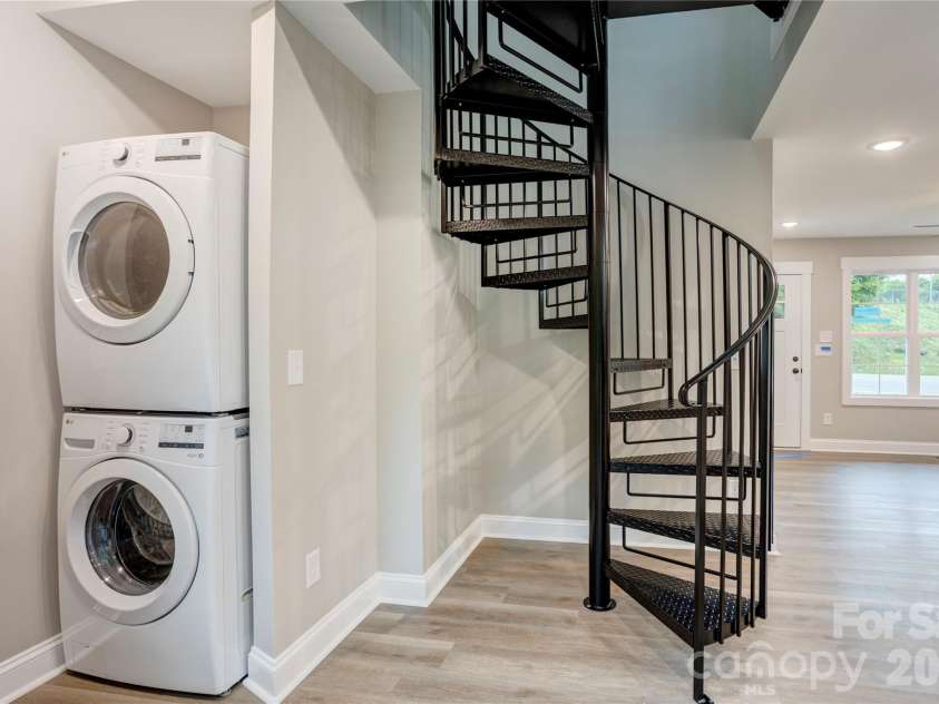 271 Stewart Street, Concord, NC 28027.  MLS# CAR4376424, YatesRealty ID 18435. 