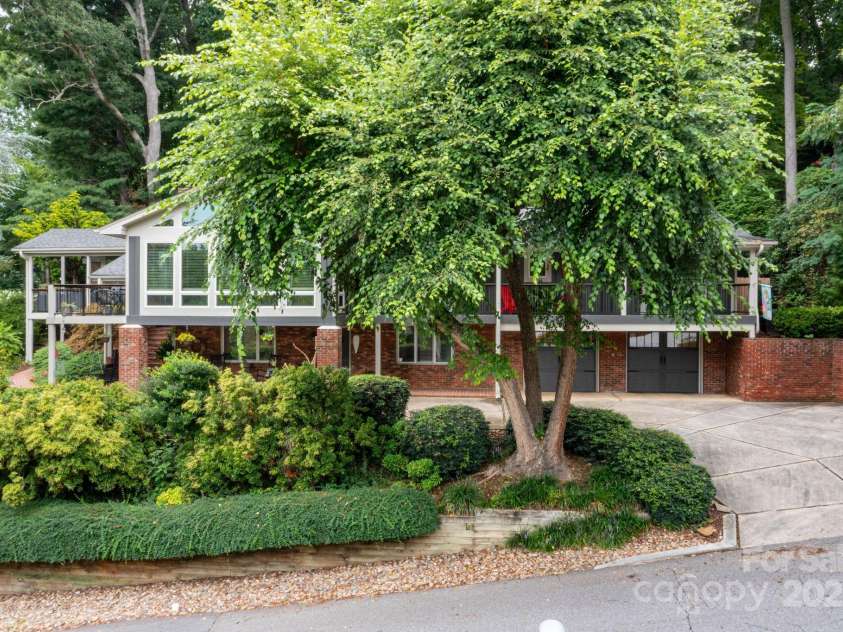 95 Harmon Avenue, Lake Junaluska, NC 28745.  MLS# CAR4287958, YatesRealty ID 18436. 