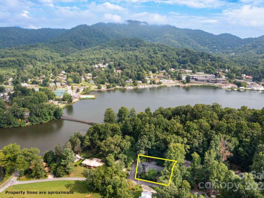 95 Harmon Avenue, Lake Junaluska, NC 28745.  MLS# CAR4287958, YatesRealty ID 18436. 