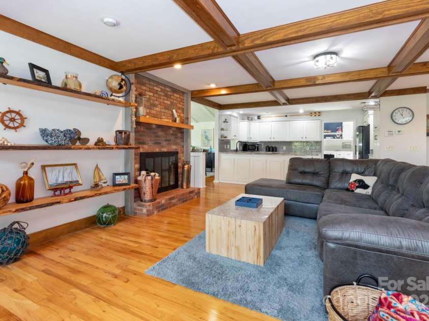 95 Harmon Avenue, Lake Junaluska, NC 28745.  MLS# CAR4287958, YatesRealty ID 18436. 