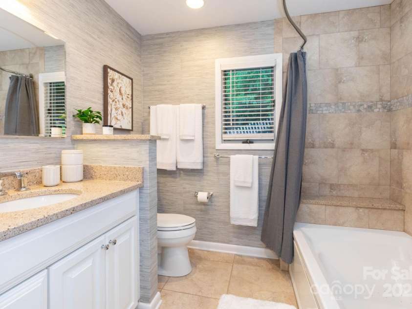 95 Harmon Avenue, Lake Junaluska, NC 28745.  MLS# CAR4287958, YatesRealty ID 18436. 