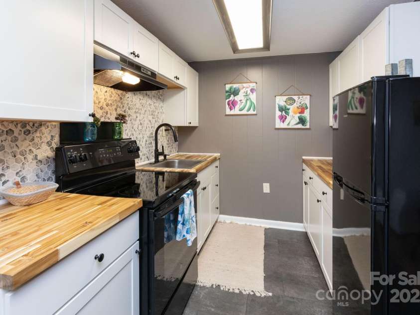 95 Harmon Avenue, Lake Junaluska, NC 28745.  MLS# CAR4287958, YatesRealty ID 18436. 