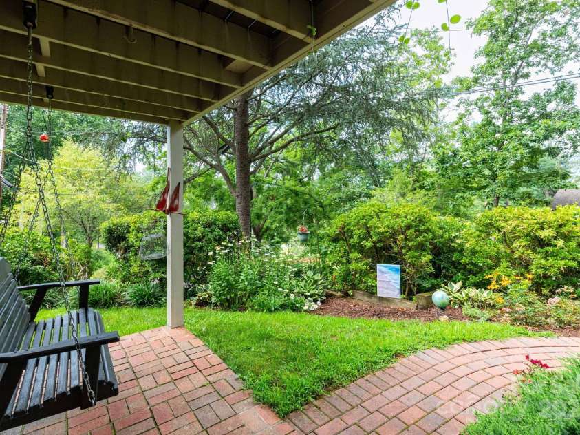 95 Harmon Avenue, Lake Junaluska, NC 28745.  MLS# CAR4287958, YatesRealty ID 18436. 