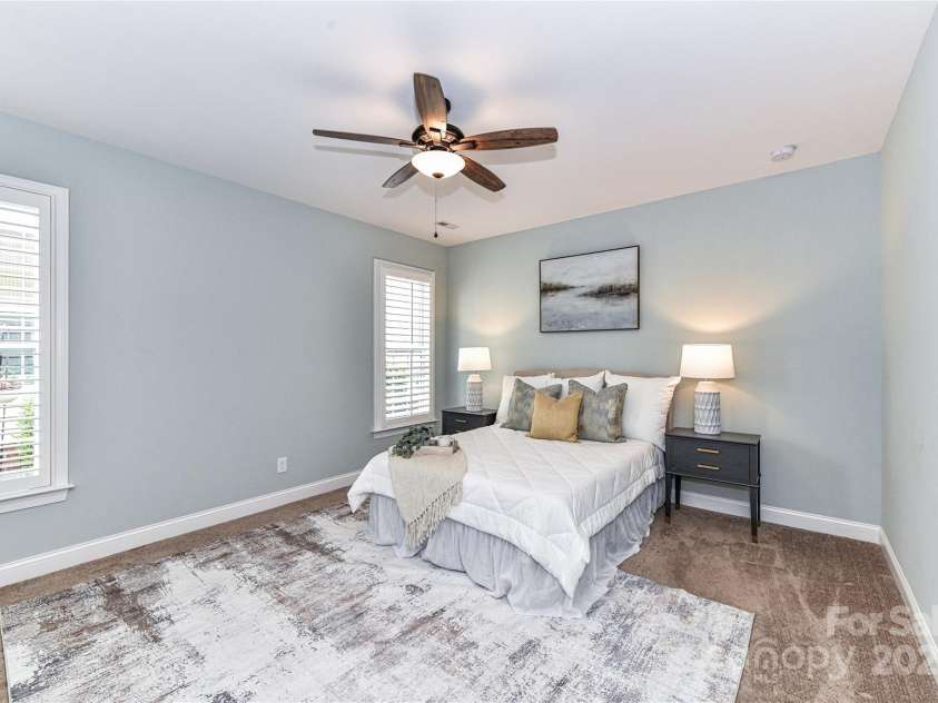 11123 Bailey Park Nature Drive, Cornelius, NC 28031.  MLS# CAR4247952, YatesRealty ID 18437. Spacious Primary Suite with ceiling fan/light, plantation shutters, private bath & walk in closet!