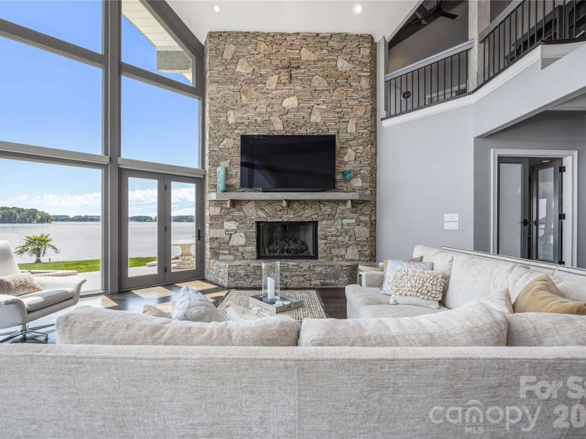 3386 Governors Island Drive, Denver, NC 28037.  MLS# CAR4370065, YatesRealty ID 18437. 