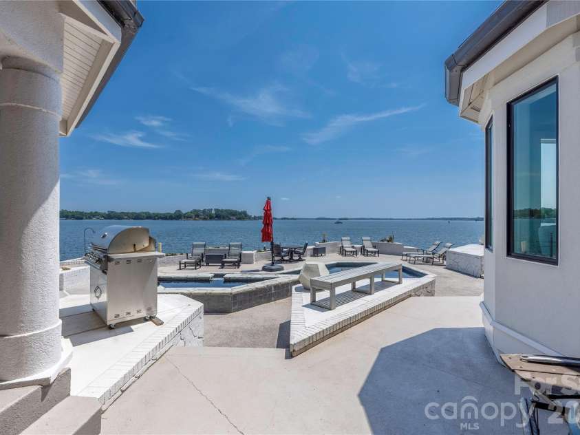 3386 Governors Island Drive, Denver, NC 28037.  MLS# CAR4370065, YatesRealty ID 18437. 