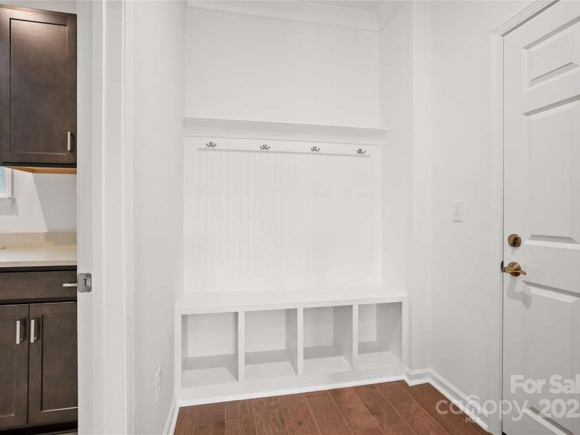 12009 Grinstead Lane, Charlotte, NC 28278.  MLS# CAR4268807, YatesRealty ID 18438. Drop Zone at garage