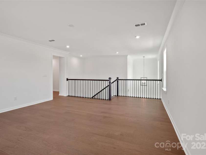 12009 Grinstead Lane, Charlotte, NC 28278.  MLS# CAR4268807, YatesRealty ID 18438. Loft view 2