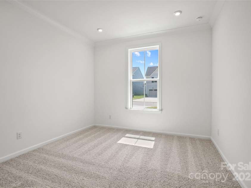 12009 Grinstead Lane, Charlotte, NC 28278.  MLS# CAR4268807, YatesRealty ID 18438. Secondary room