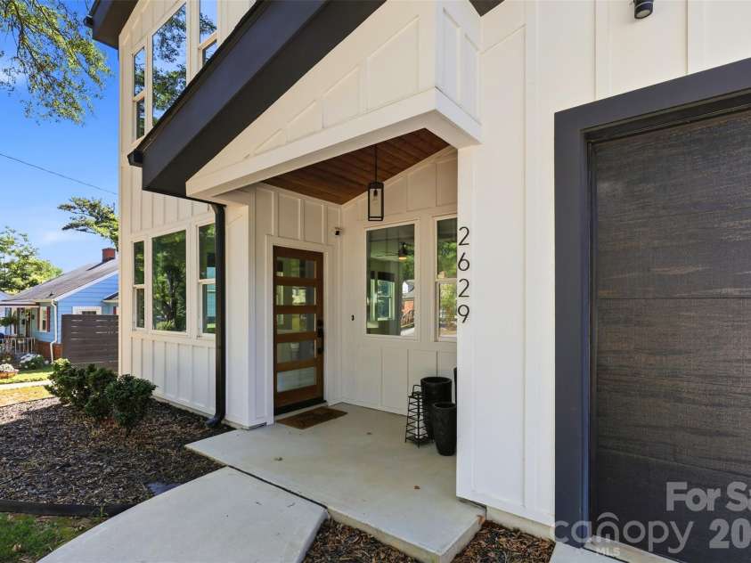 2629 Phillips Avenue, Charlotte, NC 28208.  MLS# CAR4374695, YatesRealty ID 18440. 