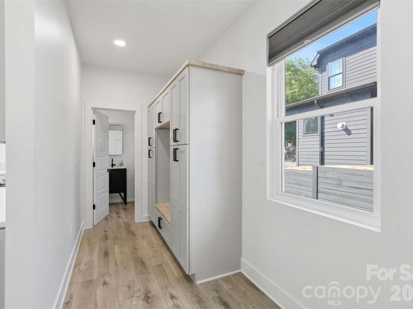2629 Phillips Avenue, Charlotte, NC 28208.  MLS# CAR4374695, YatesRealty ID 18440. 