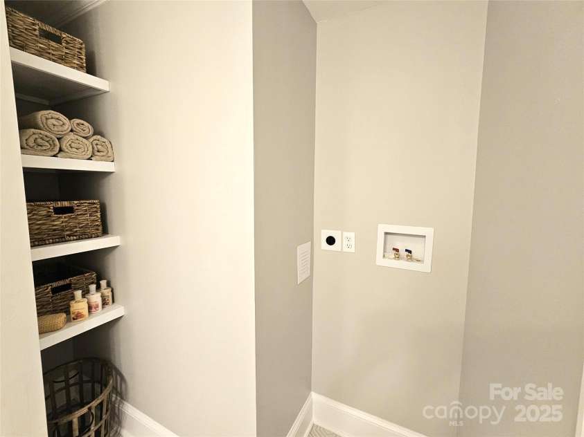 13131 601 Highway, Midland, NC 28107.  MLS# CAR4248719, YatesRealty ID 18441. 