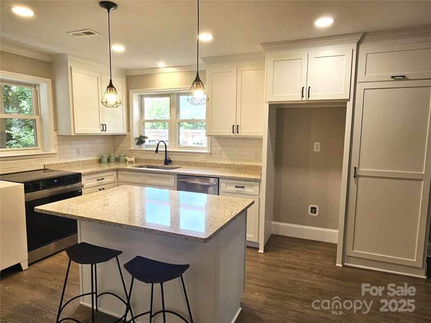 13131 601 Highway, Midland, NC 28107.  MLS# CAR4248719, YatesRealty ID 18441. 