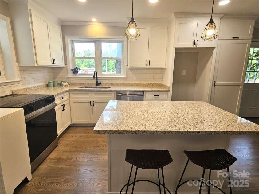 13131 601 Highway, Midland, NC 28107.  MLS# CAR4248719, YatesRealty ID 18441. 