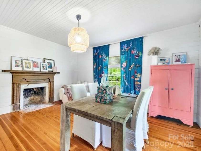 9929 Kerns Road, Huntersville, NC 28078.  MLS# CAR4267055, YatesRealty ID 18443. Bedroom 2-Office