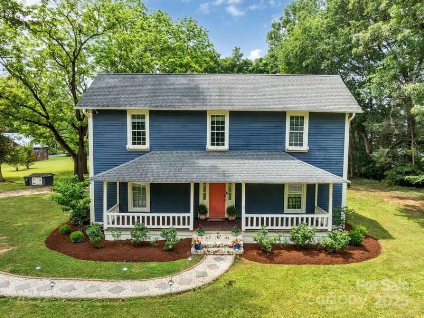 9929 Kerns Road, Huntersville, NC 28078.  MLS# CAR4267055, YatesRealty ID 18443. Front