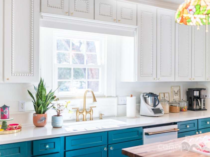 9929 Kerns Road, Huntersville, NC 28078.  MLS# CAR4267055, YatesRealty ID 18443. Kitchen