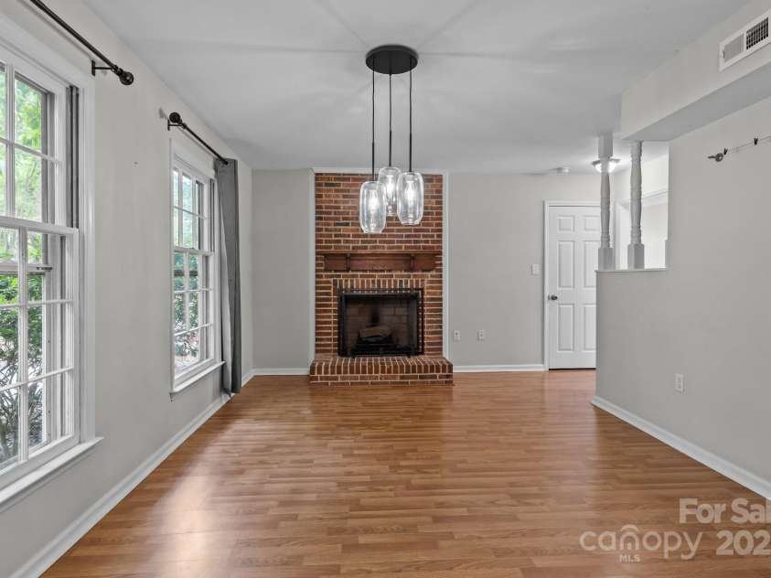 4232 Saint Audrey Place, Charlotte, NC 28269.  MLS# CAR4259147, YatesRealty ID 18444. 