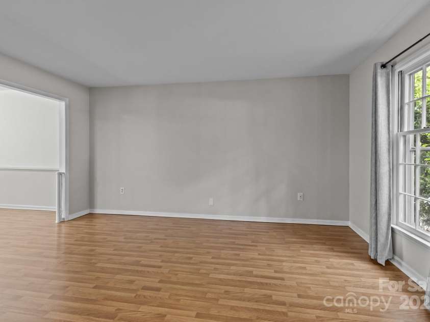 4232 Saint Audrey Place, Charlotte, NC 28269.  MLS# CAR4259147, YatesRealty ID 18444. 