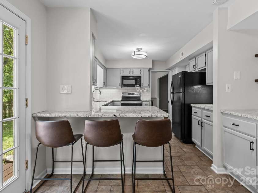 4232 Saint Audrey Place, Charlotte, NC 28269.  MLS# CAR4259147, YatesRealty ID 18444. 