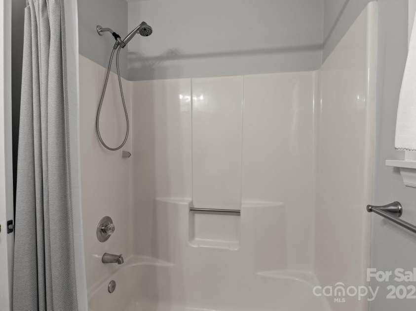 4232 Saint Audrey Place, Charlotte, NC 28269.  MLS# CAR4259147, YatesRealty ID 18444. 