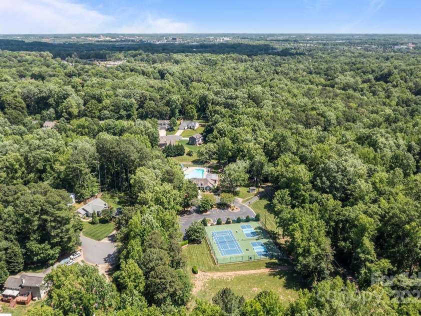 4232 Saint Audrey Place, Charlotte, NC 28269.  MLS# CAR4259147, YatesRealty ID 18444. 