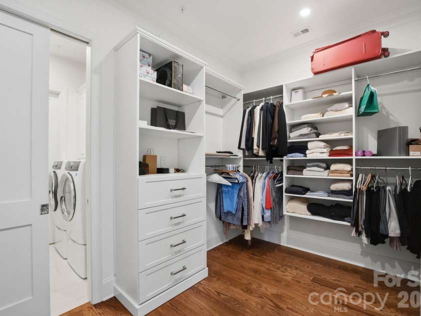 2312 Selwyn Avenue, Charlotte, NC 28207.  MLS# CAR4370763, YatesRealty ID 18445. Walk-In Closet 