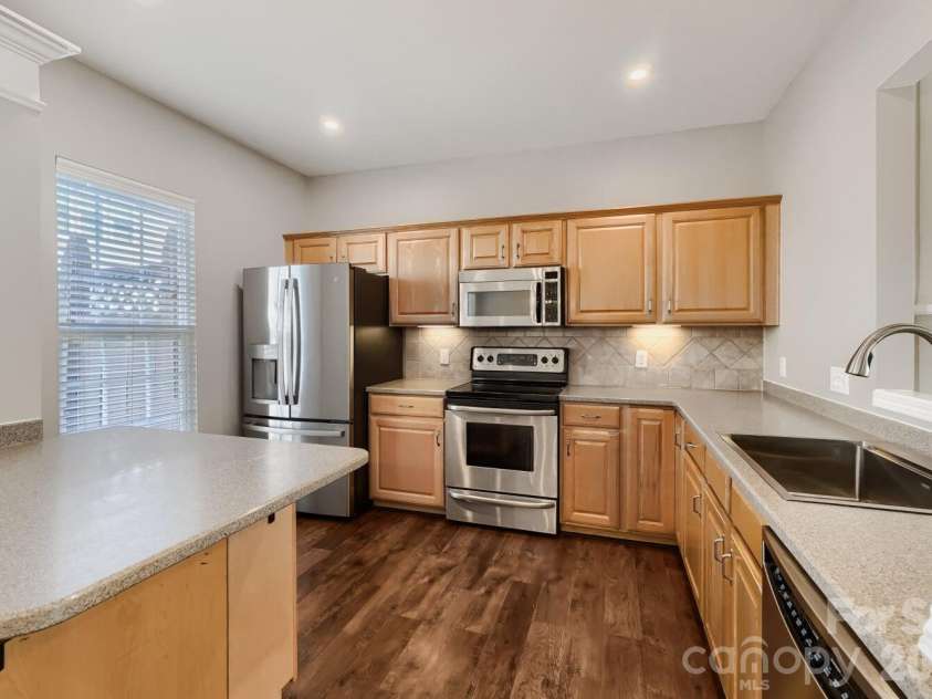 2937 Duvalla Avenue, Charlotte, NC 28209.  MLS# CAR4370499, YatesRealty ID 18447. 