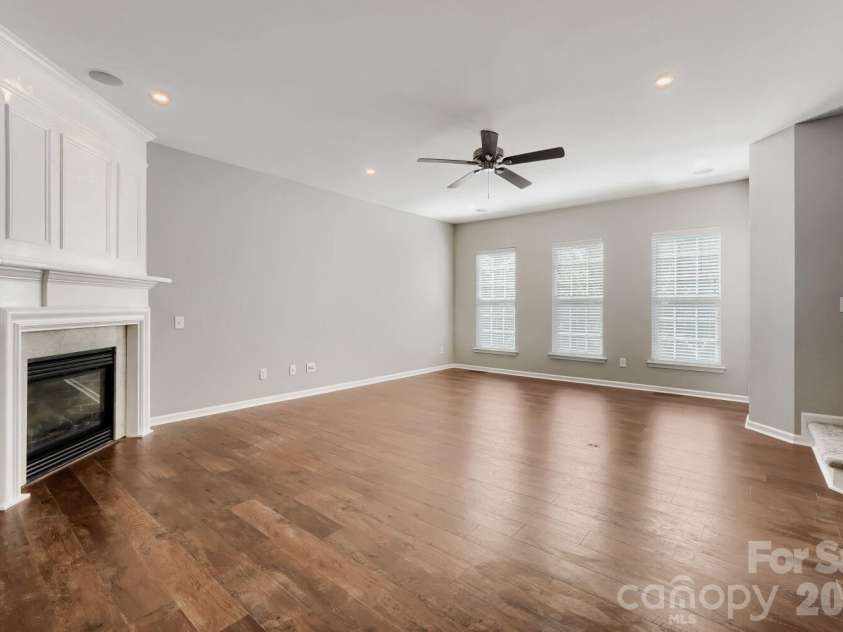 2937 Duvalla Avenue, Charlotte, NC 28209.  MLS# CAR4370499, YatesRealty ID 18447. Gas Fireplace