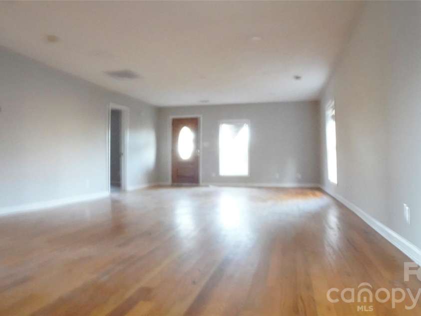 211 Webb Farm Road, Shelby, NC 28152.  MLS# CAR4346514, YatesRealty ID 18448. 