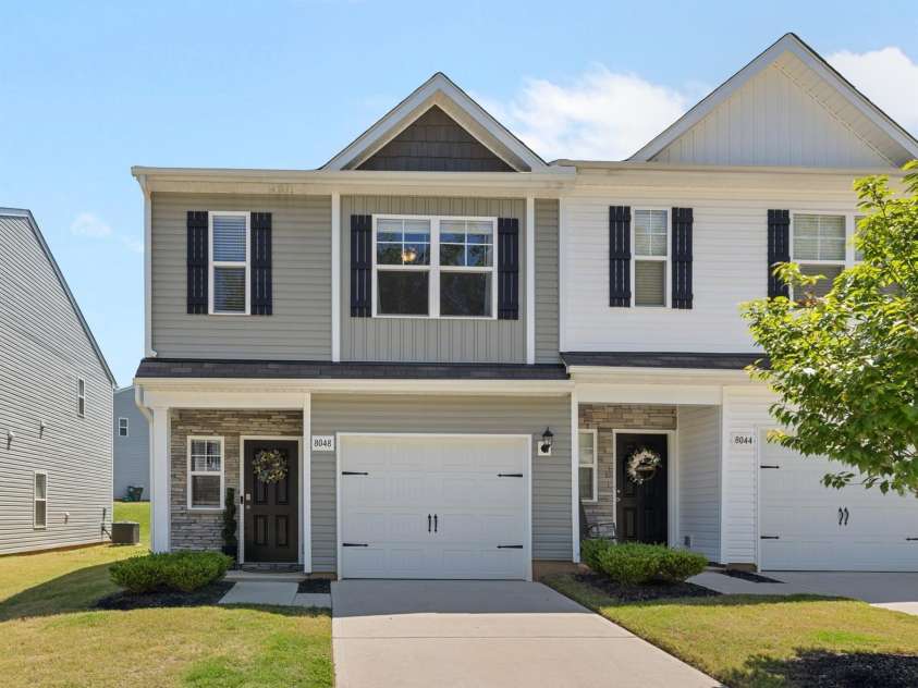 8048 Alderton Lane, Charlotte, NC 28215.  MLS# CAR4292122, YatesRealty ID 1845. 