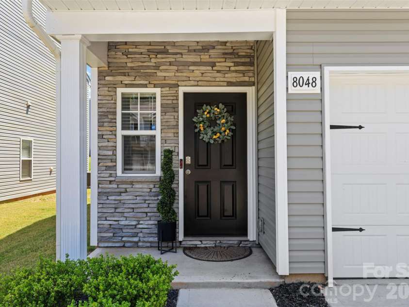 8048 Alderton Lane, Charlotte, NC 28215.  MLS# CAR4292122, YatesRealty ID 1845. 