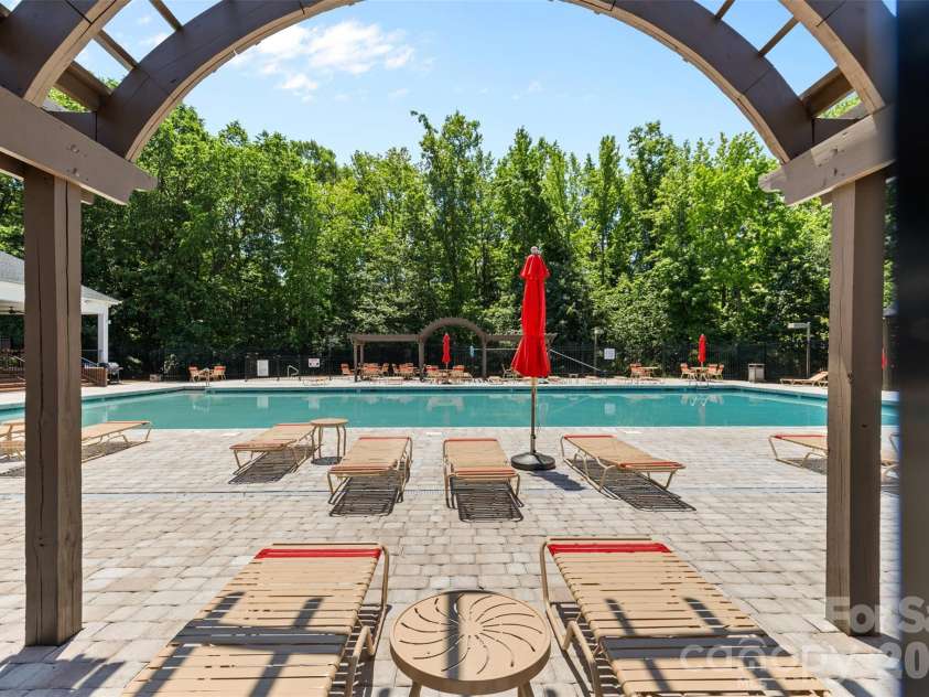 8048 Alderton Lane, Charlotte, NC 28215.  MLS# CAR4292122, YatesRealty ID 1845. 