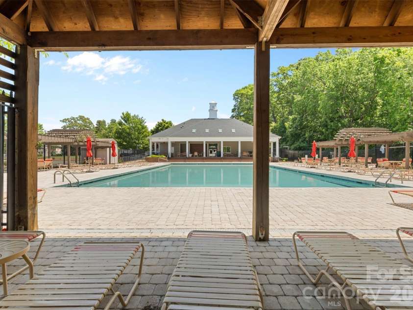 8048 Alderton Lane, Charlotte, NC 28215.  MLS# CAR4292122, YatesRealty ID 1845. 
