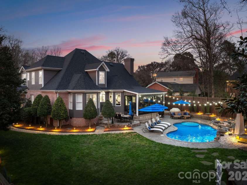 141 Sardis Lane, Charlotte, NC 28270.  MLS# CAR4352469, YatesRealty ID 18451. 