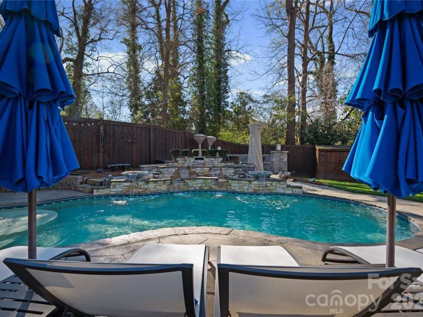 141 Sardis Lane, Charlotte, NC 28270.  MLS# CAR4352469, YatesRealty ID 18451. 