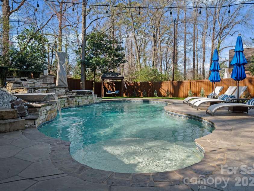 141 Sardis Lane, Charlotte, NC 28270.  MLS# CAR4352469, YatesRealty ID 18451. 